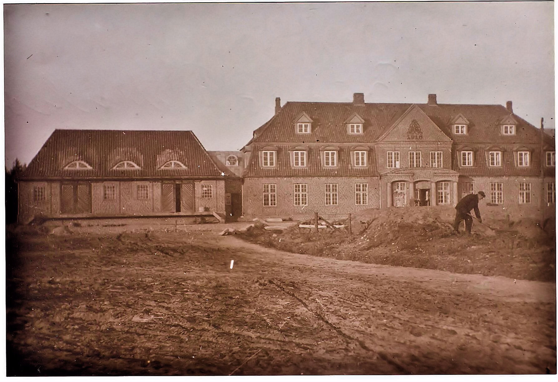 Bild 2 8b Bahnhof kurz vor der Einweihung am 1. Juni 1920